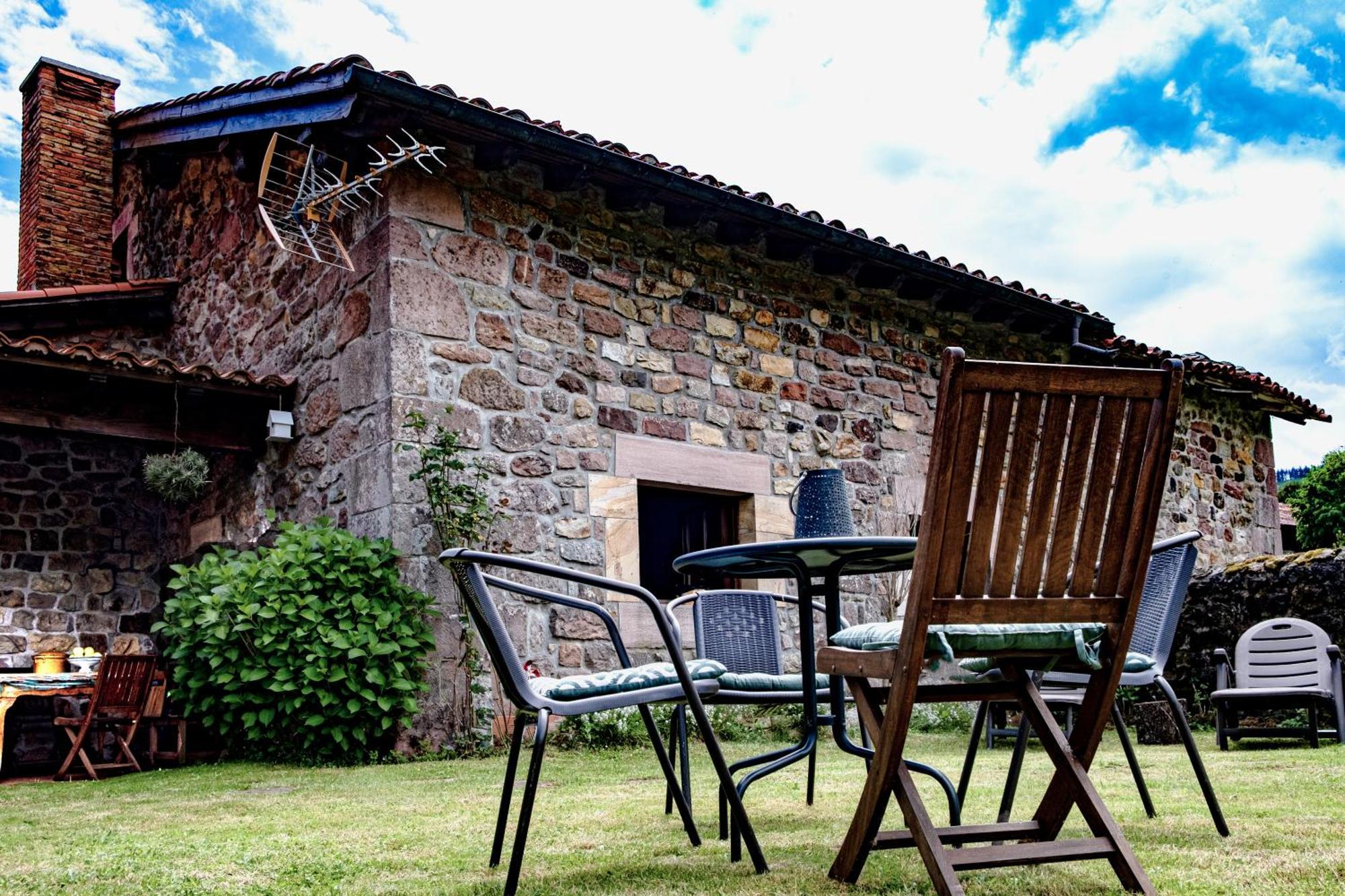 Casa De Campo El Midiaju Para 8 Personas Carmona  Esterno foto